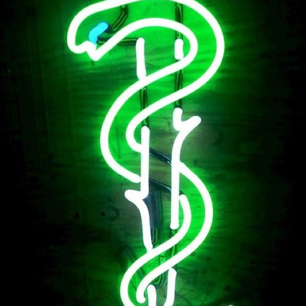 Meet your Posher, Juliana